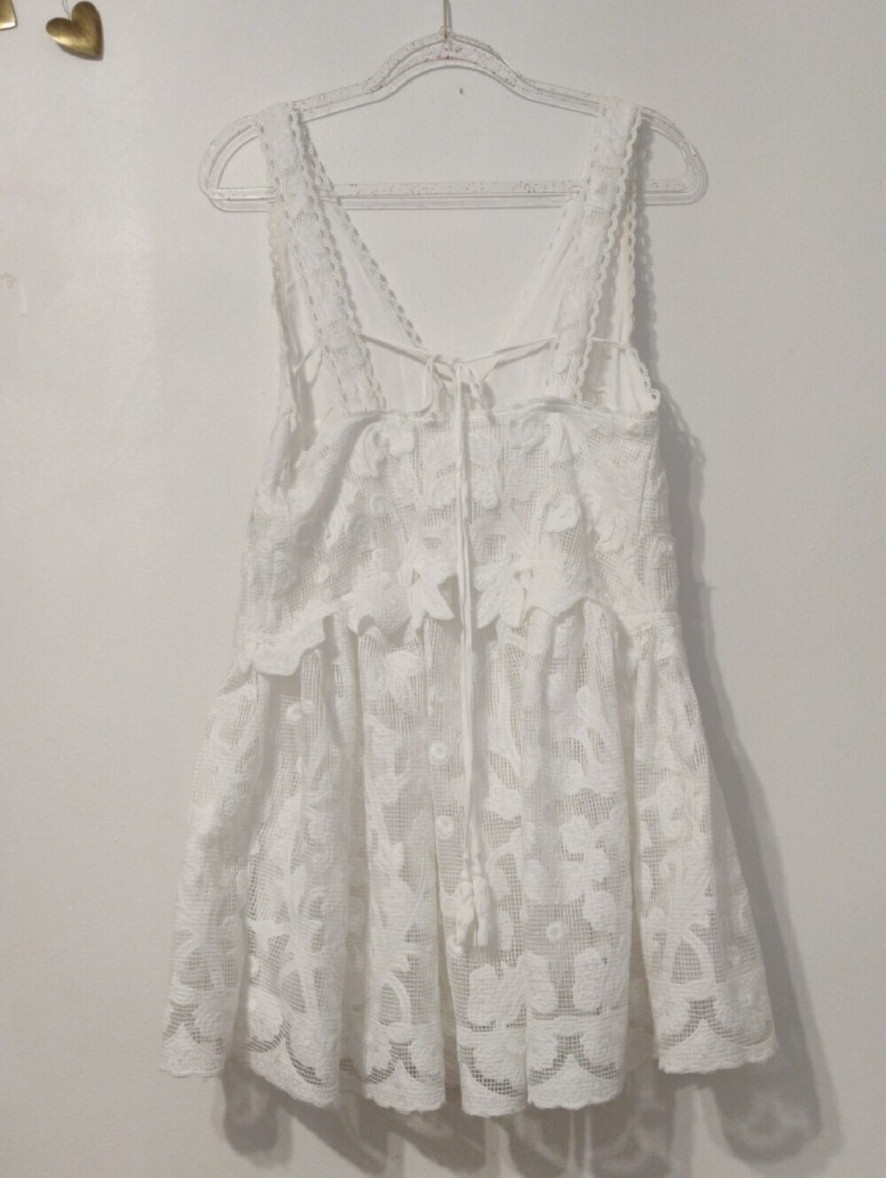 Anthropologie White Top with Subtle Red Stitch Detail - Picture 2 of 15